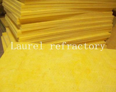 China Glass Wool Board Insulation Refractory  50mm x 1.2M x15M with  Aluminium Foil for sale