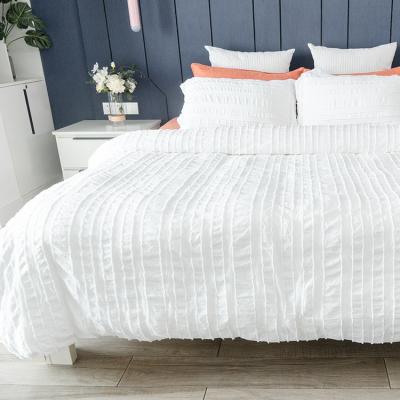 China Hypoallergenic White Color Cut Jacquard Bedding Duvet Cover Set With Zipper Closure for sale