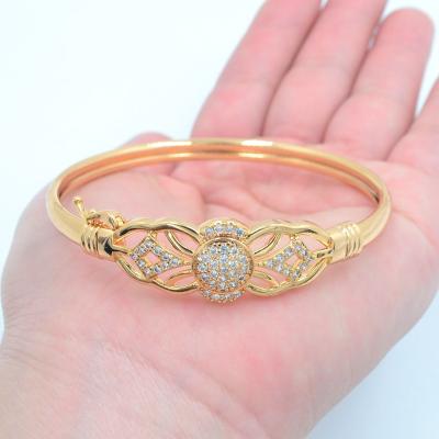 China TRENDY 18K Gold Plated CZ Cubic Zircon Women Flower Charm Bracelet Bangle Jewelry for sale