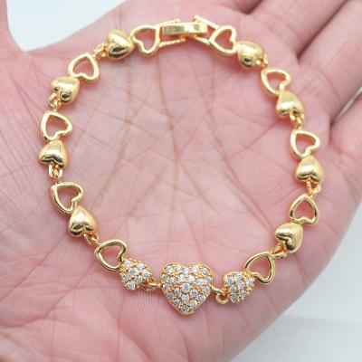 China TRENDY 18K Gold Plated CZ Cubic Zircon Women Heart Charm Bracelet Jewelry Birthday Gift for sale