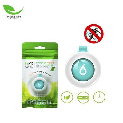 China New Baby Anti-mosquito Button Cartoon Mosquito Repellent Clip Disposable Cute Pregnant Clip Buckle Non-Toxic Natual Oil for sale