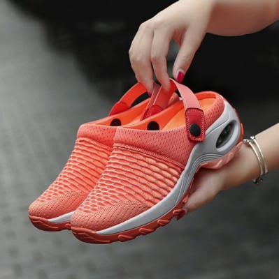 China Fashion Trend Sandals Walking Beach Shoes Slippers Outdoor Walking Shoes for sale