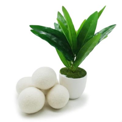 China 100% Wool Drier Balls Natural Wool Cleansing Drier Balls For Sensitive Skin for sale