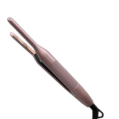 China 360 Degree Cable 450F Negative Ion Hair Straighteners For Short Hair for sale