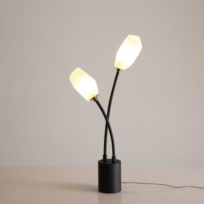 China Lighting Works 2022 New Design Modern Style Lamp Portable Lamp For Living Room Home Decoration for sale