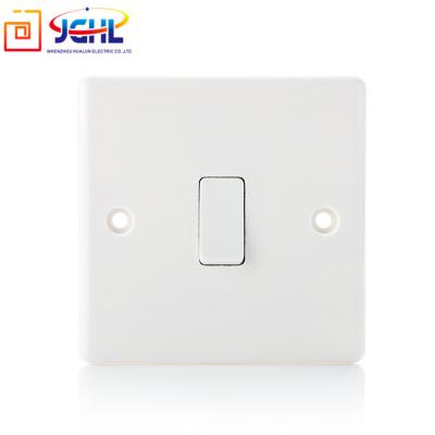 China British Standard Safety Factory Bakelite 1 Gang 1 Way Wall Switch for sale