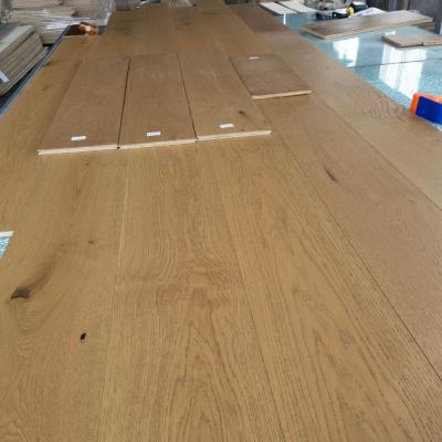 China 2G 5G Gray Enginereed White Oak Hardwood Traditional Wood Flooring Smoked Parket Flooring Oak for sale