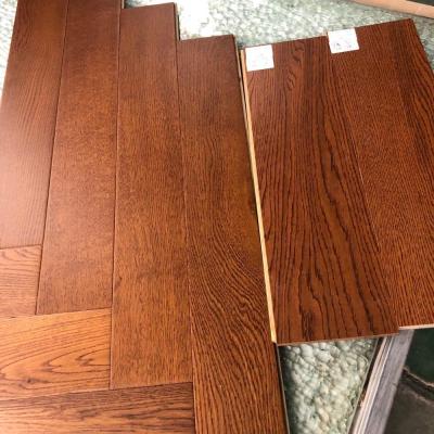 China High Grade Parquet Oak Wood Flooring Flooring Rustic Antique Color Treatment for sale