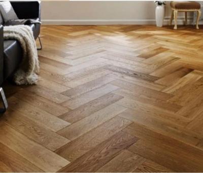 China Modern UV Oil Oak Wood Engineered Flooring Multilayer Plywood Parquet for sale