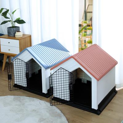 China High Quality Breathable Outdoor Portable Plastic Pet House With Roof Iron Door Dog Cage Kennel for sale