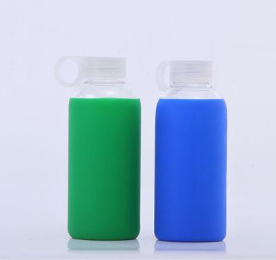 China 2021 Kids Borosilicate Glass Sustainable Colorful Water Bottle New 400ml Bottle With Lid for sale