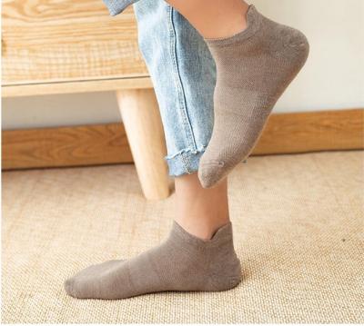 China Wholesale Breathable Mens Designer Absorbent Cut Out Socks Classic Cotton Low Cut Socks for sale