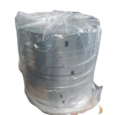 China Manual Packing Galvanized Strapping Steel 12.7/16/19/25mm Steel Band With Zinc Coated Metal Packing Belt Good Quality for sale