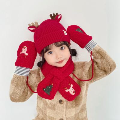 China JOINT Christmas Children's Girls Festival Hat Scarf Three-piece Gloves Deer Knitted Winter Set Warm Children's Hat Set for sale