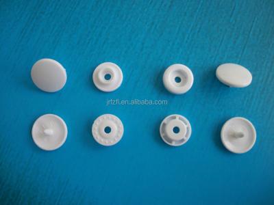 China Sustainable T5 Size Resin / Plastic Snaps Cut Button Snap Stud for sale