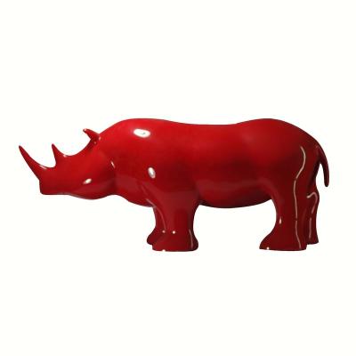 China Global Handmade Red Rhino Sculpture Resin Animal Art Decoration for sale