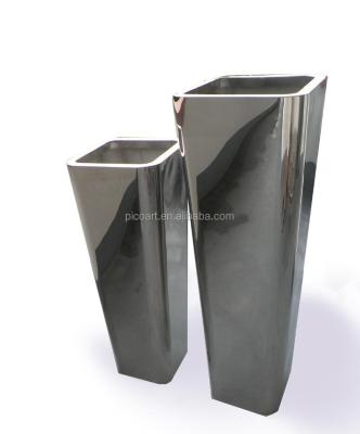 China Modern Polished Stainless Steel Flower Vase Art Deco Sculpture for sale