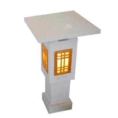 China Japanese Traditional Outdoor Stone Garden Lantern for sale