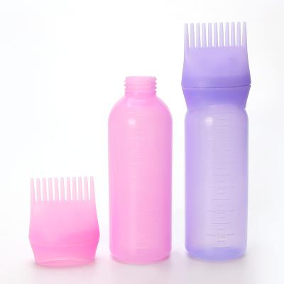 China 6oz Plastic Hair Coloring Dye Dispenser Oil Applicator Bottle With Comb Brush For Hair Cutting for sale