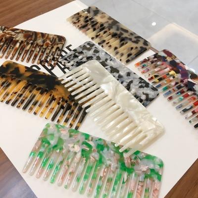 China Fashionable Custom Hair Brush Comb Anti-static Acetate Hair Comb Straightening Squeezing Acrylic Comb Set for sale