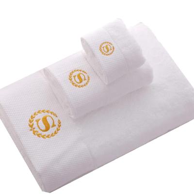 China Compressed Luxury 100% Organic Cotton Hotel White Bath Towel Set for sale