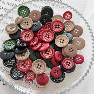 China High Quality And Environmentally Friendly Washable Dry Four Holes Button Customized Suit Button for sale