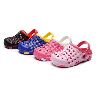 China Breathable Women Garden Shoes EVA Clogs Beach Shoes Garden Clogs For Female for sale