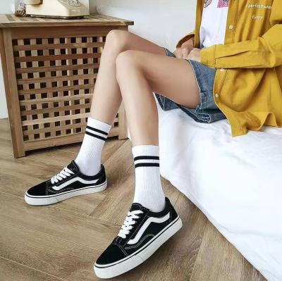 China Breathable Spring Sports Football Kitted Thin Cotton Athletic Tube Student Striped Socks For Women for sale