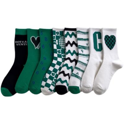 China Best Selling Heart C Letter Striped Pattern Mid Calf Green Cotton Sock QUICK DRY Green Cotton Teens Girls Japanese Socks for sale