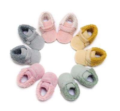 China Massage Plush Top Cotton Soft Walking Shoes For Baby Winter for sale