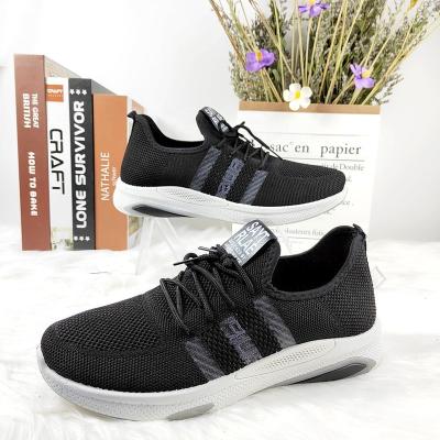 China 2022 summer new mesh china summer fashion trend breathable men's running shoes comfortable cheap shoes popular men's shoes breathable leisure sports for sale