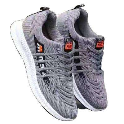 China Fashion Trend Men's Slip Running Shoes Breathable Comfortable Sneakers Non Knitting Cheap Top Shoes for sale