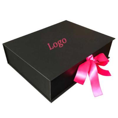 China Handmade Custom Cute Gift Cardboard Packaging Boxes Color Box Gift Box With Ribbon for sale