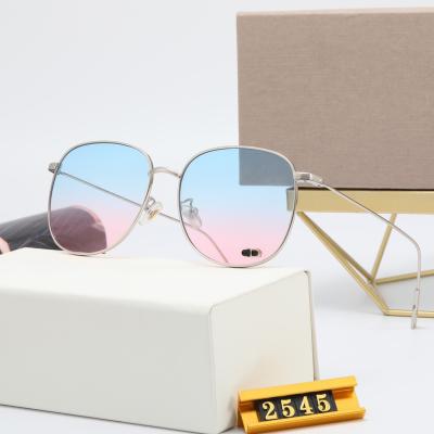 China Fashion Sunglasses Round Custom Logo Opaque Sunglasses Wholesale Men Beach Ladies Sun Glasses Customer for sale