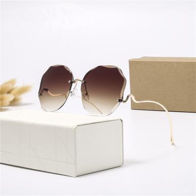 China Fashion sunglasses fashion the new round frame sunglasses men and women tend street shooting ink gradient sunglasses for sale