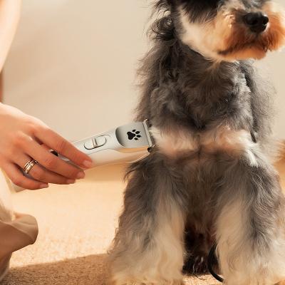 China Viable Professional Pet Shaver Dog Cat Dog Cat Low Noise USB Charging Electric Shaver Trimmer Small Animal Power Digital Display for sale