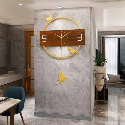 China Antique Style ODM Pendulum Wall Clock Decorative Reloj De/Modern Gold Bird ODM Wall Clock Small Clock Pared for sale