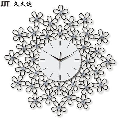 China Antique Style ODM / OEM Modern Large Wall Clock Flower Shaped Wall Clock Designs Chinese Quartz Movement for sale