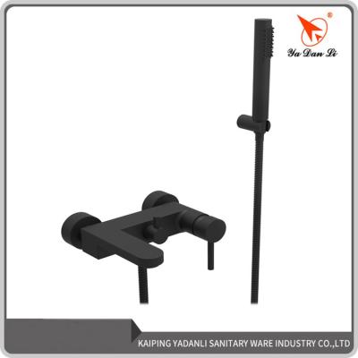 China Without Slide Bar Solid Brass Single Handle Wall Mounted Shower Faucet For Bathtub Black for sale