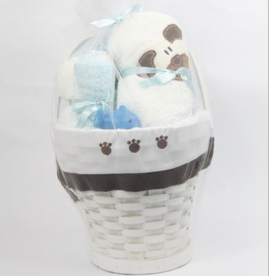 China European and American Style Cotton Baby Shower Gift Basket Infant Newborn Set for sale