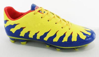 China Pu Lichtgewicht 30 - 45 rangschikt Binnen Openluchtvoetbalschoenen voor Jongens/Meisjes Te koop