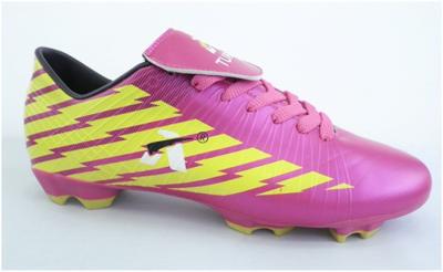 China Comfortable Wholesale Soccer Shoes for sale