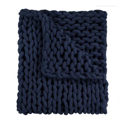 China Fashion Hand Knitted Chunky Knitted Blankets Thick Yarn Polyester Blankets Winter Folded Bulky Knitted Soft Warm Throw for sale