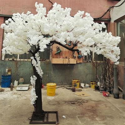 China Beautiful Colorful Artificial Trees Real Touch Outdoor Decorative Cherry Blossom Tree For Wedding Centerpiece Decoration for sale