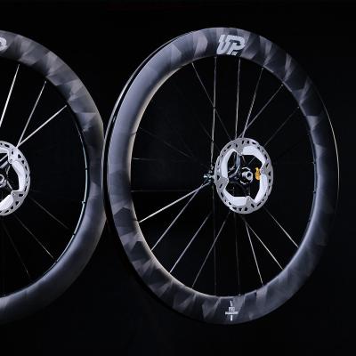 China Road Bikes Pro C60 700C up-vine road bike carbon fiber wheelset anvil and tubular for sale