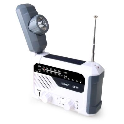 China PORTABLE hot sale in Japan dynamo crank emergency light radio for sale