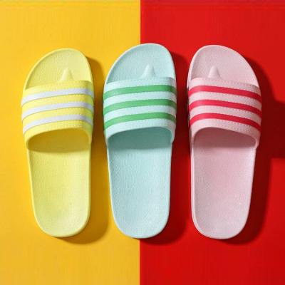 China CUSHIONING custom wholesale bathroom hotel manufacturer logo unisex slippers home 2022 new summer outdoor flat slippers for women men for sale