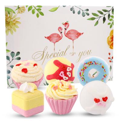 China Natural Body Body Care Chemical Free Bath Cleaning Gift Set Bath Bomb Bath Pipes Shower Steamer For Christmas for sale