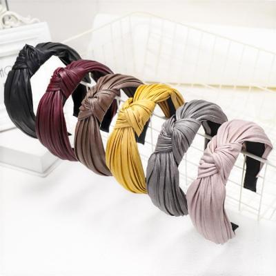 China HB748 New Design Wrinkle Perfect Finish Fashion Knot Headband Supplier Women Wide Plastic Yoga Spa Designed Headbands For Ladies for sale