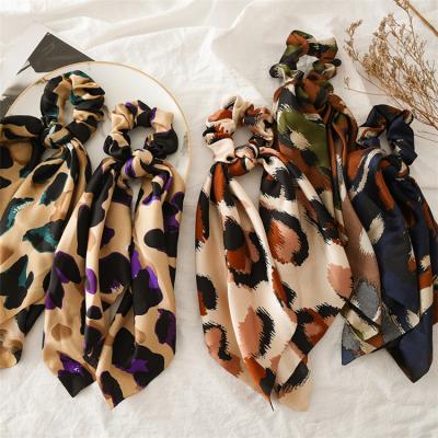 China PT116 Wholesale Hot Selling Perfect Finish Fashion Leopard Print Hair Scrunchy Hair Bands New Design Custom For Women for sale